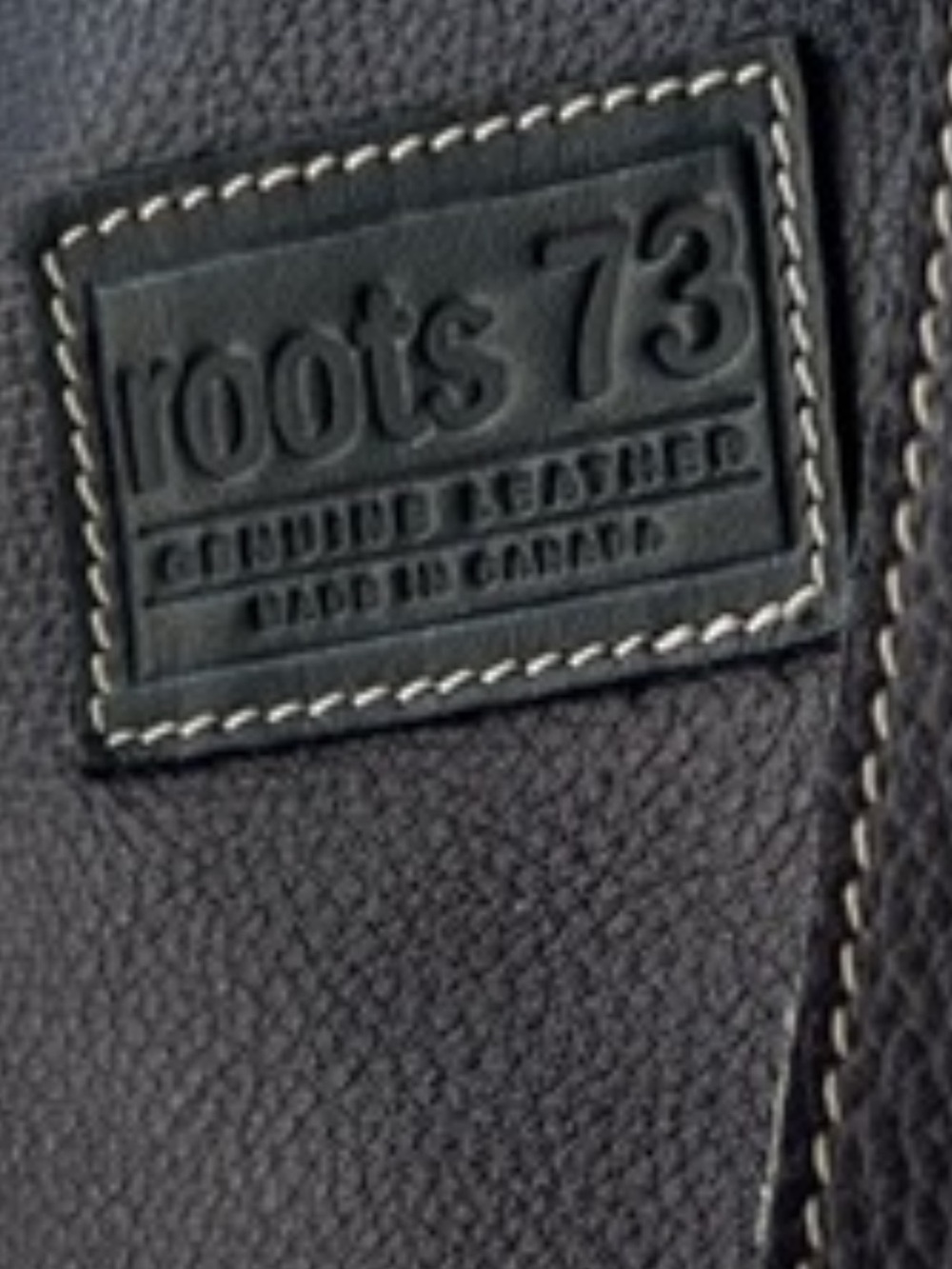 90s genuine leather Roots Dark grey Pebbled Leather Crossbody Bag - Picture 8 of 8